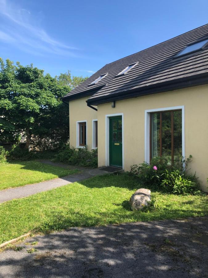 Letterfrack Farm Lodge House In Letterfrack Village Connemara Kültér fotó